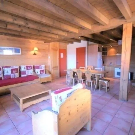 House Chalet 10 Personnes Chalet Oriente Est Pra Roustan. شاليه برا-لو