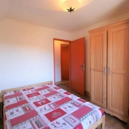 House Chalet 10 Personnes Chalet Oriente Est Pra Roustan. *